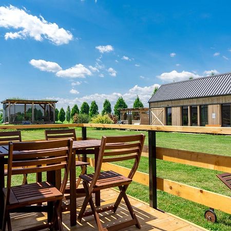 Horse Glamping Park Hotel Cirkovce Kültér fotó