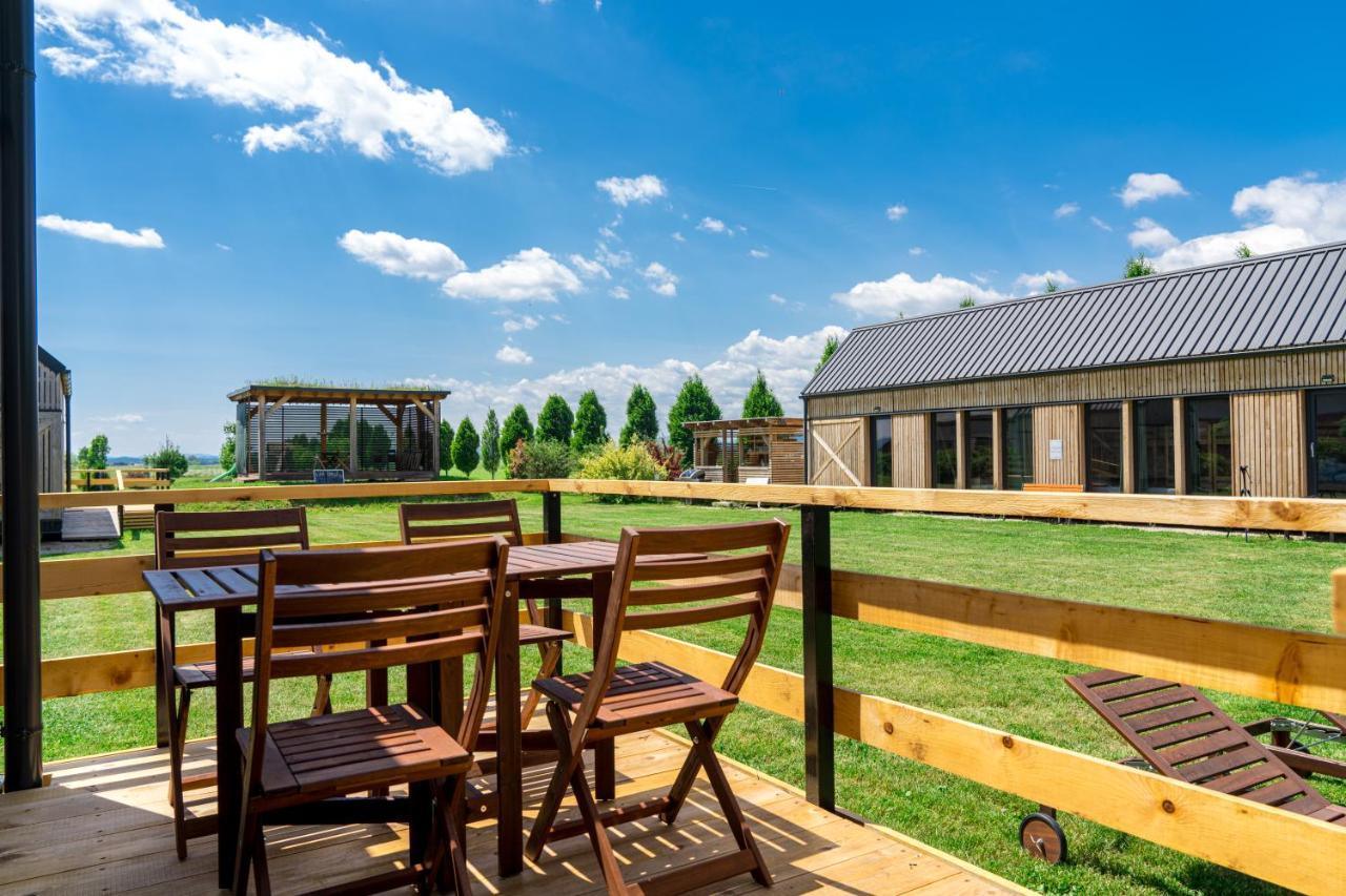 Horse Glamping Park Hotel Cirkovce Kültér fotó