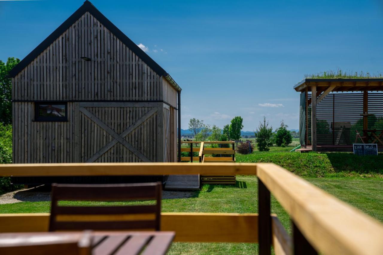 Horse Glamping Park Hotel Cirkovce Kültér fotó
