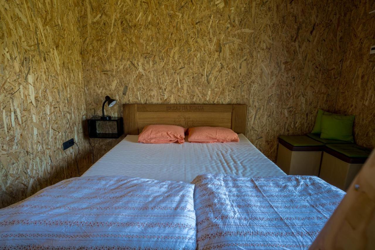 Horse Glamping Park Hotel Cirkovce Kültér fotó